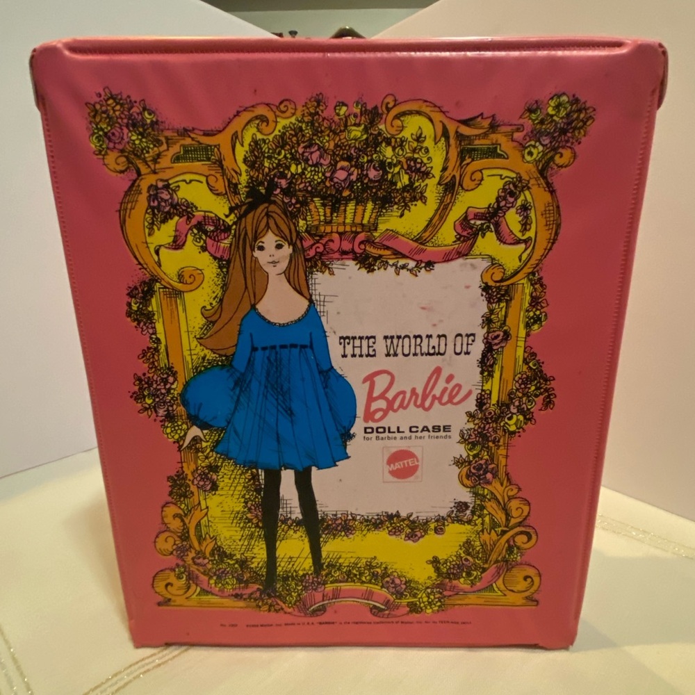 Vintage 1968 Mattel Barbie Fashion Trunk Barbie Doll Case Chest Storage #1002